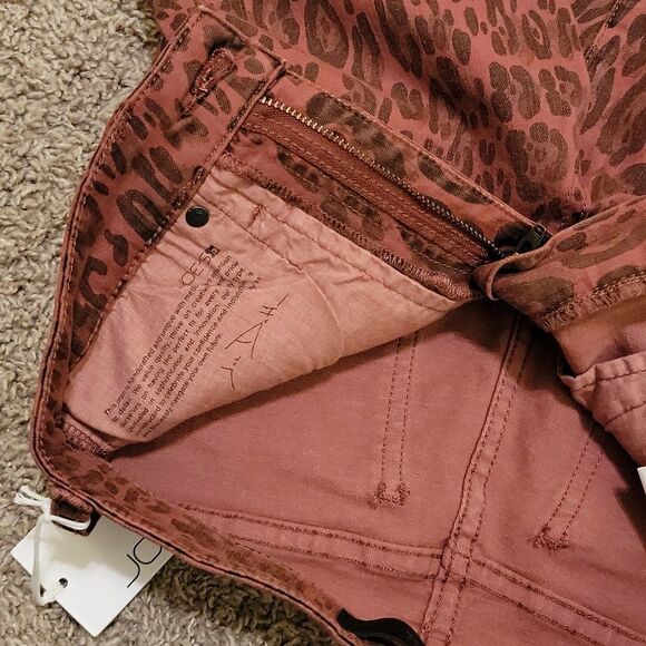 Joes Jeans Rust Colored Cheetah Print the Charlie High Rise skinny Ankle Jean 24 - Picture 6 of 8